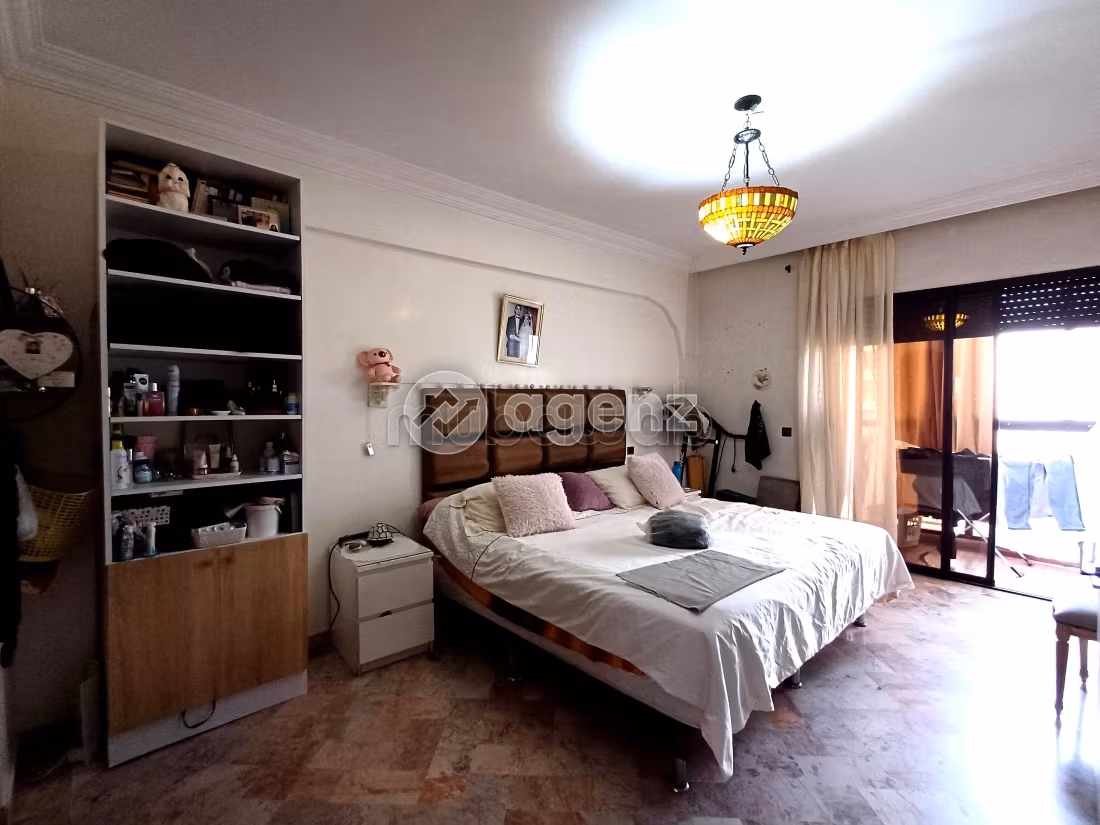 Magnífico piso en venta. 3 dormitorios. Bodega, gran terraza
