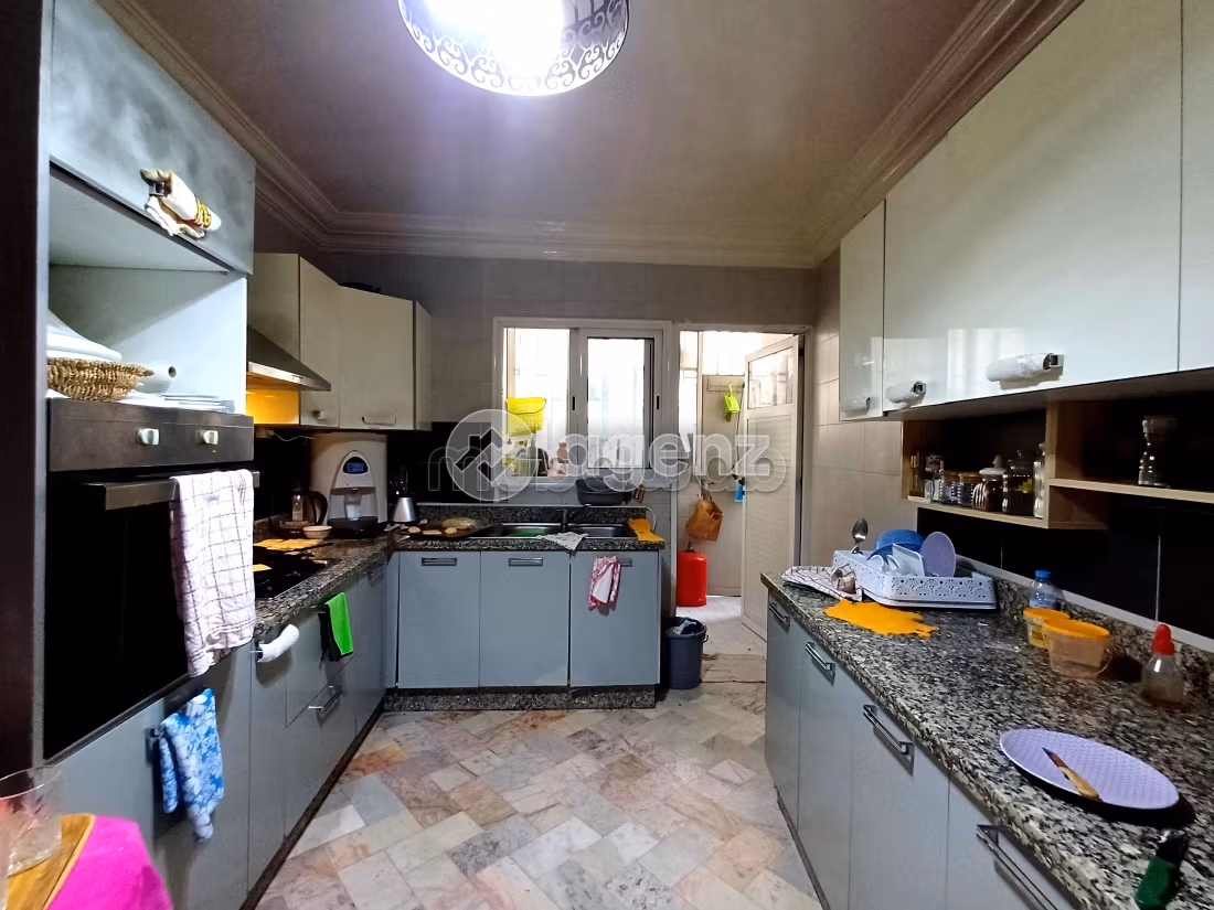 Magnífico piso en venta. 3 dormitorios. Bodega, gran terraza