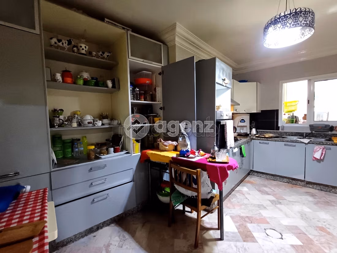 Magnífico piso en venta. 3 dormitorios. Bodega, gran terraza