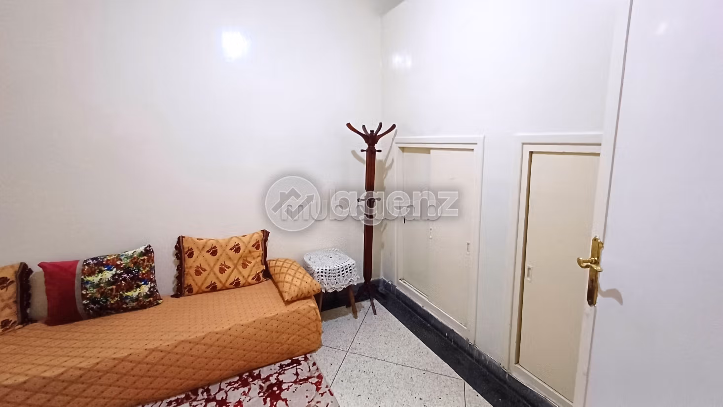 Kopen: appartementen in Maârif Extension. 3 Slaapkamers. Volledig gemeubileerd