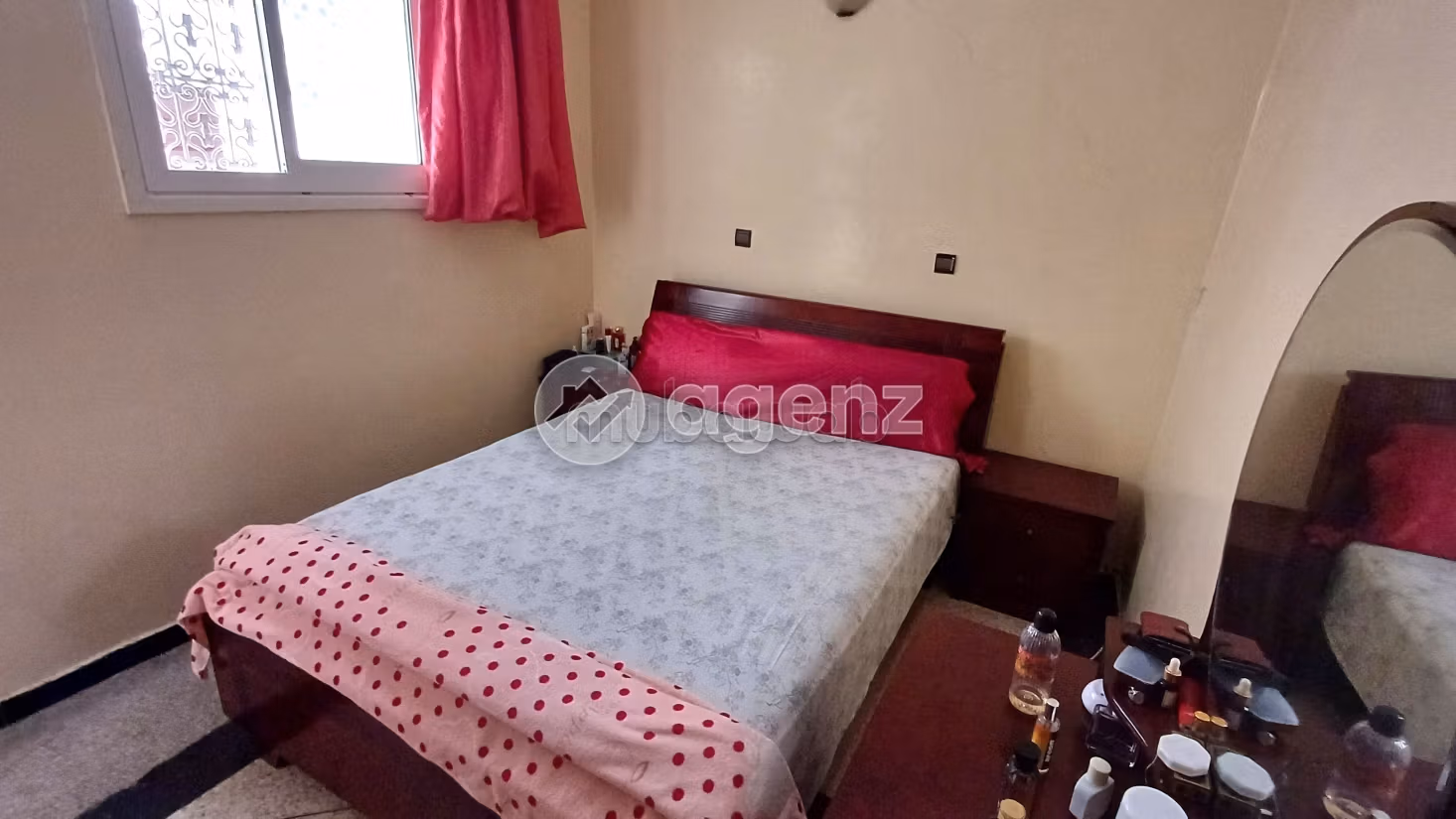 Kopen: appartementen in Maârif Extension. 3 Slaapkamers. Volledig gemeubileerd