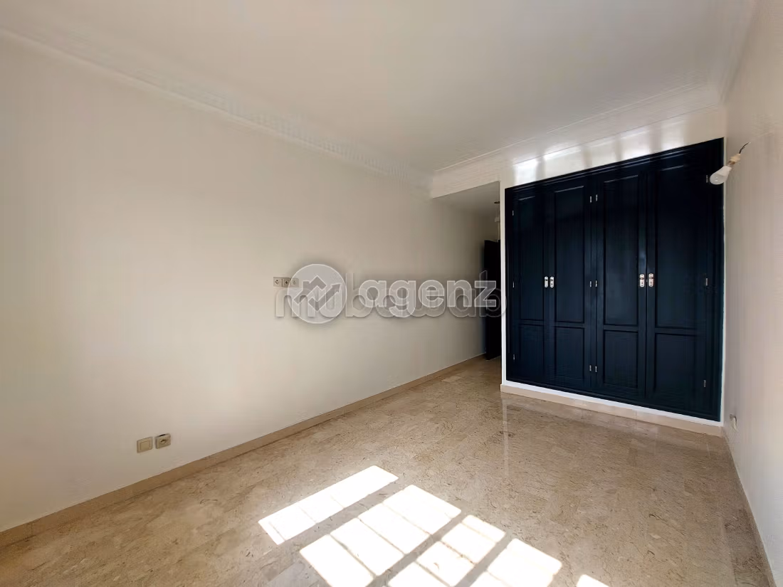 Vendita appartamento a Nassim 1.3 camere da letto. Cucina completamente equipaggiata