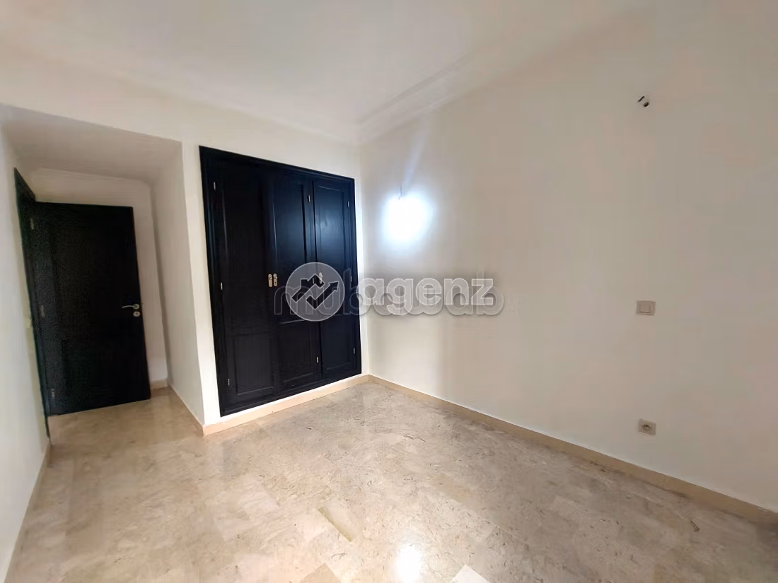 Vendita appartamento a Nassim 1.3 camere da letto. Cucina completamente equipaggiata