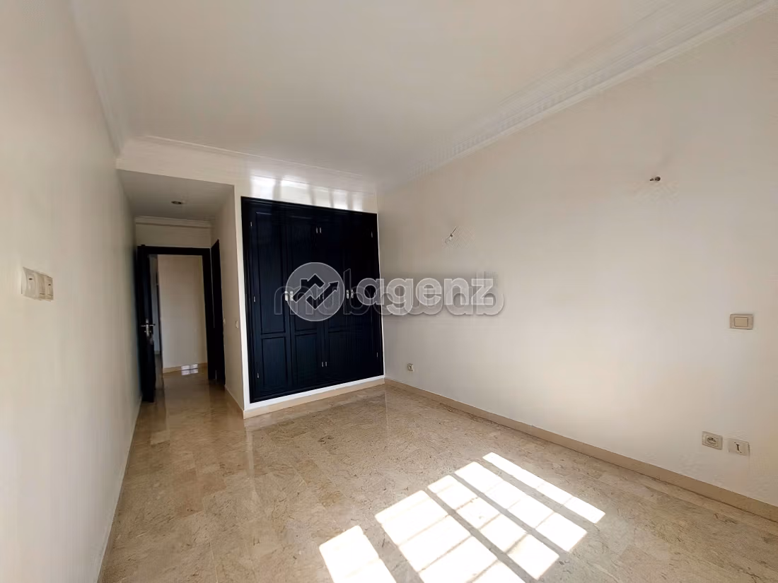 Vendita appartamento a Nassim 1.3 camere da letto. Cucina completamente equipaggiata