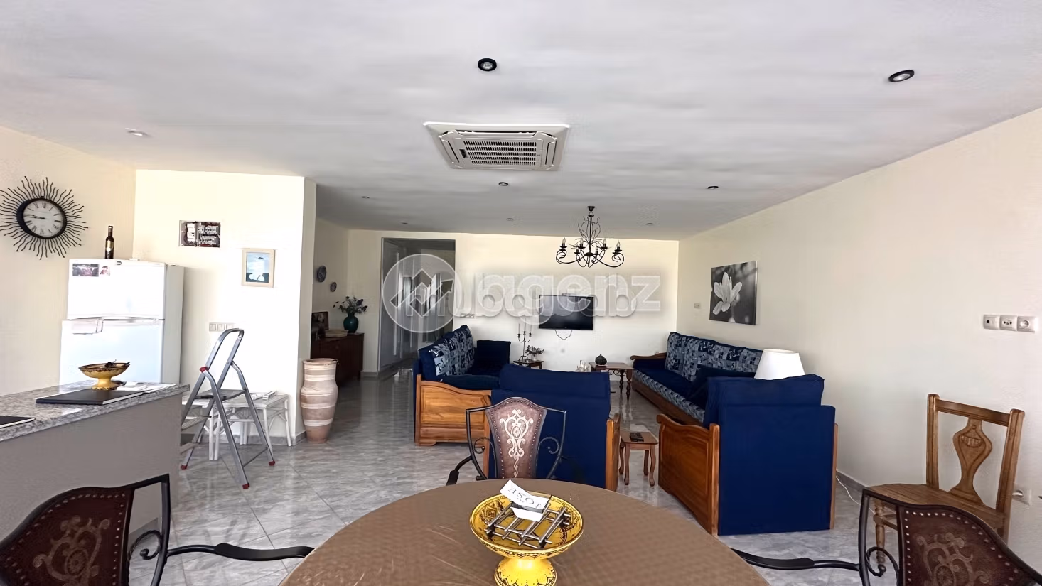 Sale of a lovely apartment in Monica. Area of 109 m². Private car park