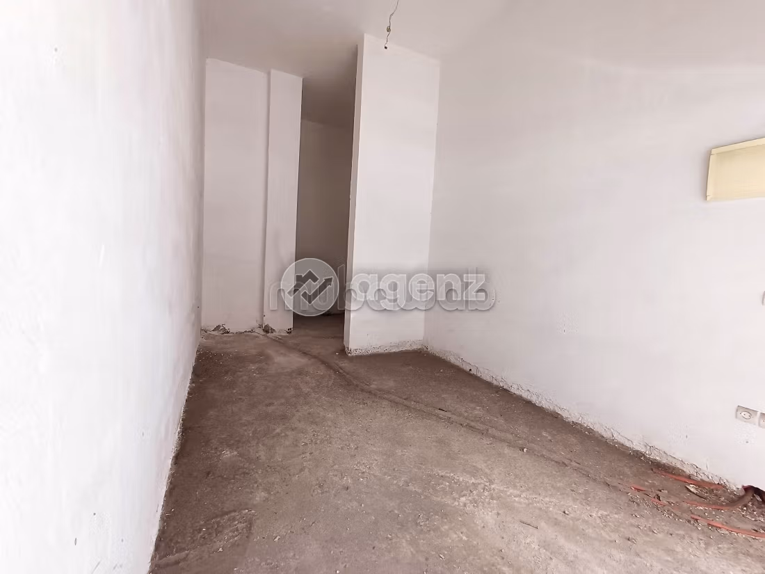 Commerce à vendre 21 m² Les princesses Casablanca
