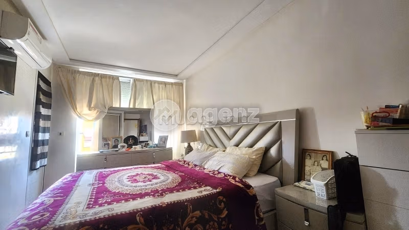 Splendido appartamento in vendita a Hay Houda. 3 belle camere da letto. Terrazzo e ascensore