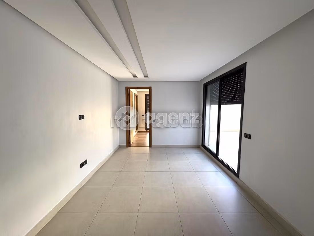 RÉSIDENCE MOLIÈRE GROUPE SBAI FRÈRES Studio à vendre 70 m² Les Hôpitaux Casablanca