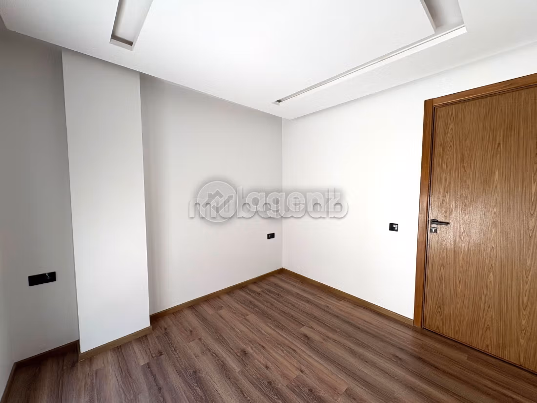 Appartement 70 m² f Les Hôpitaux — 14
