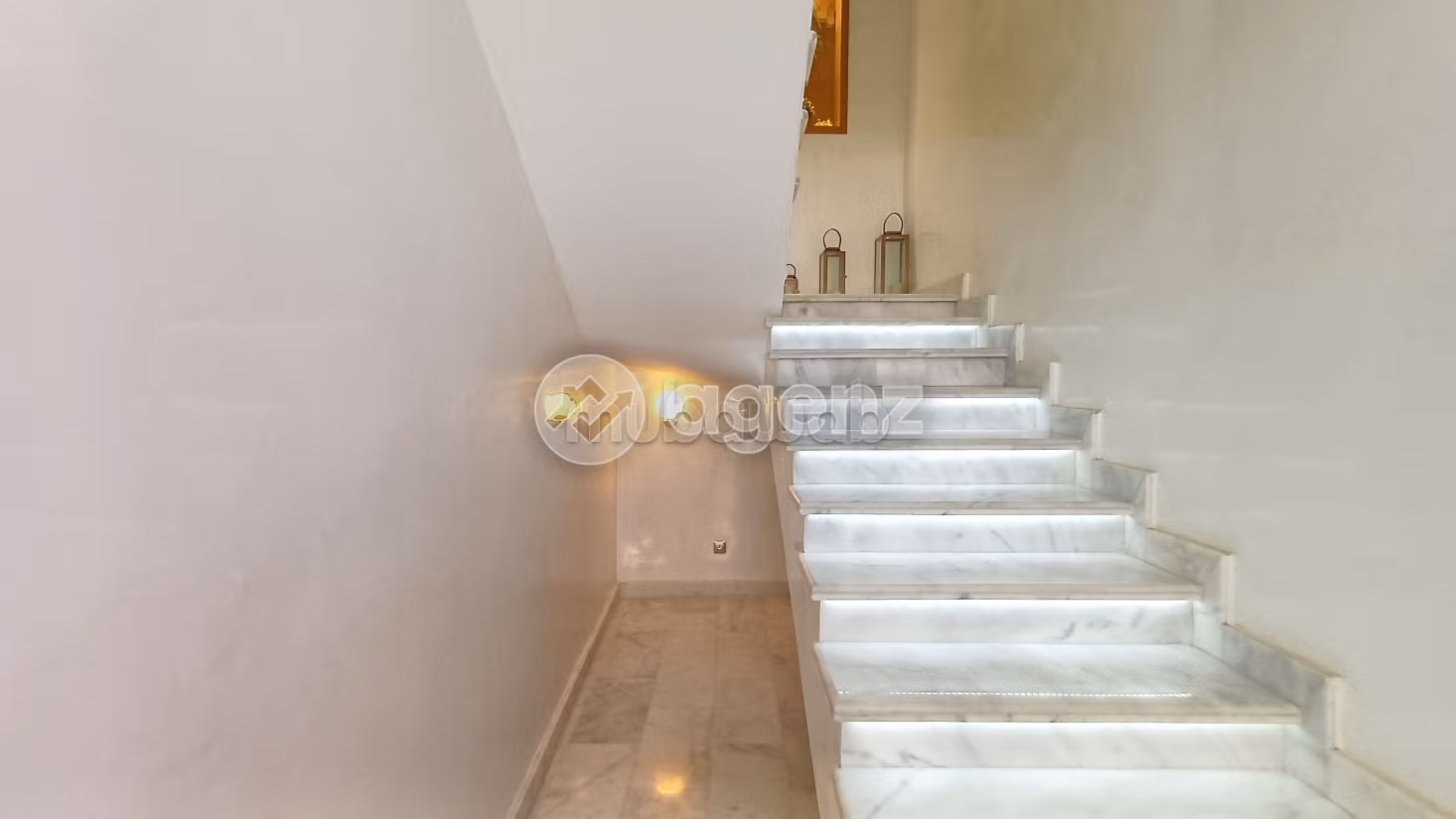 Fabulous apartment for sale. 4 rooms. Dressing room