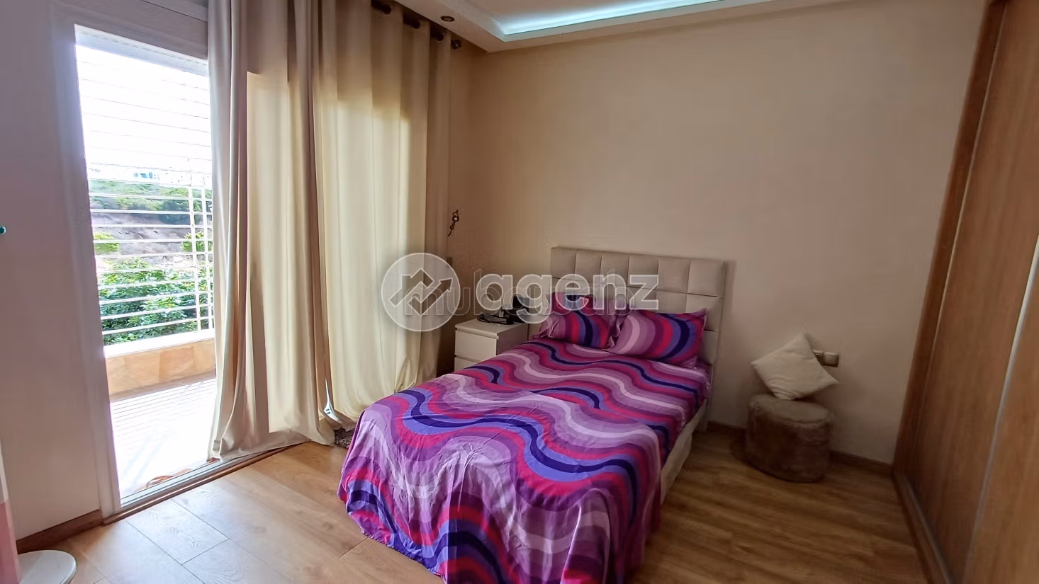 Fabulous apartment for sale. 4 rooms. Dressing room