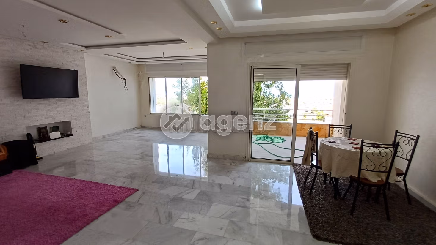 Fabulous apartment for sale. 4 rooms. Dressing room