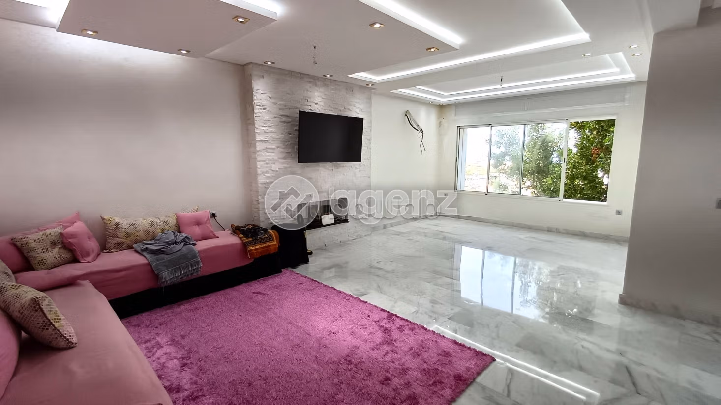 Fabulous apartment for sale. 4 rooms. Dressing room