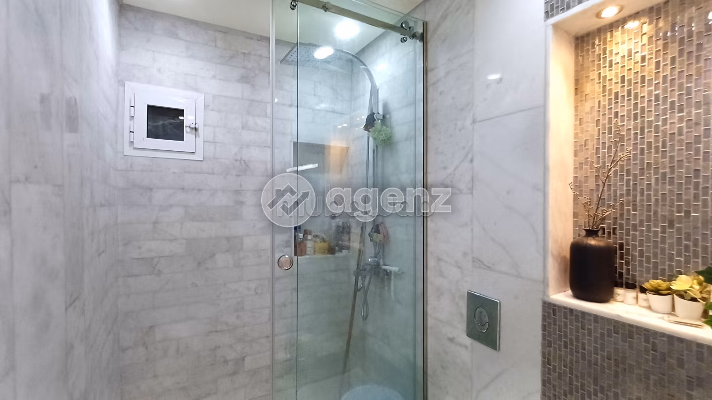 Fabulous apartment for sale. 4 rooms. Dressing room