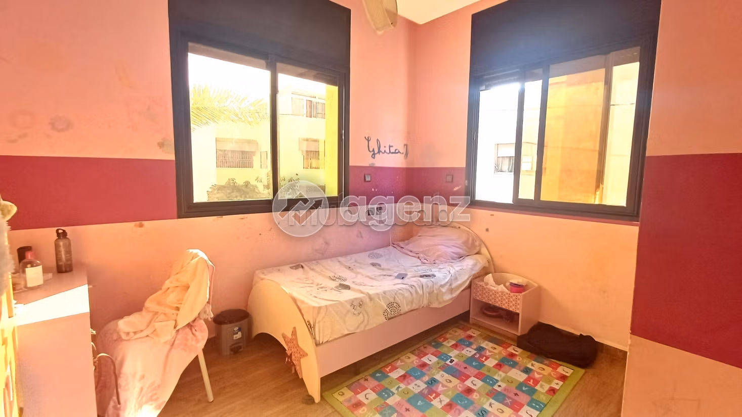 Vendita appartamento a Hay El Menzah. 3 camere. Cucina completamente equipaggiata