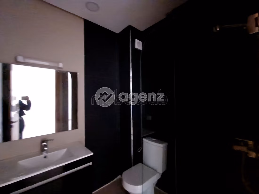 Nu kopen: appartementen. Oppervlakte 105 m². Lift en garage
