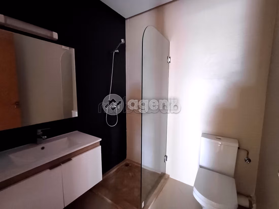 Nu kopen: appartementen. Oppervlakte 105 m². Lift en garage