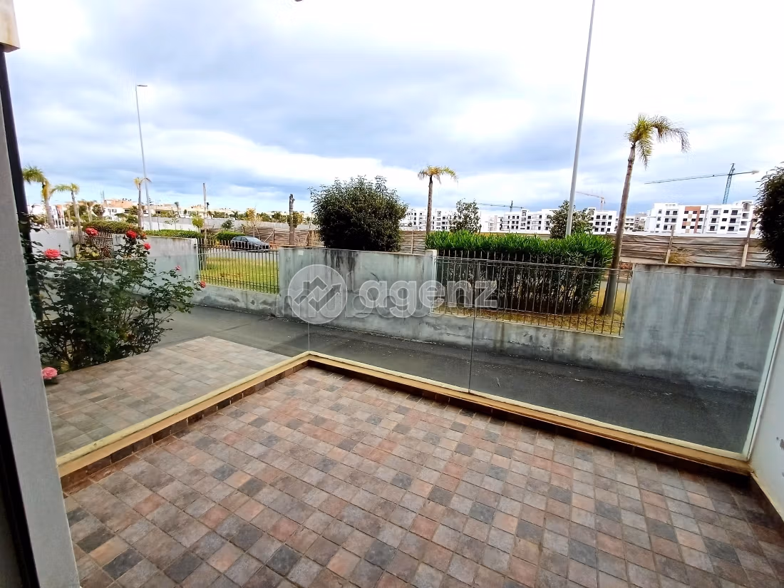 Nu kopen: appartementen. Oppervlakte 105 m². Lift en garage