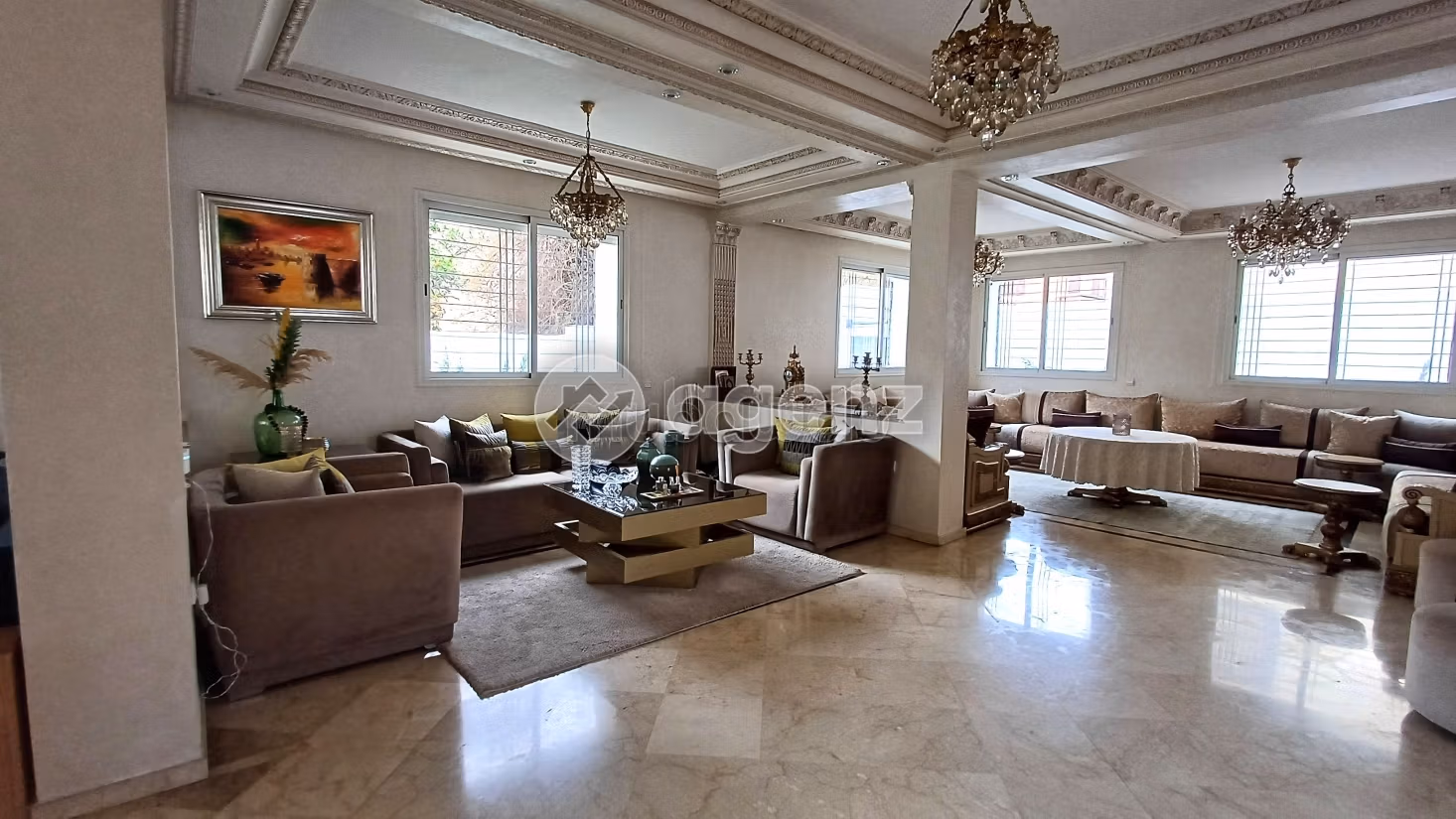 Villa à vendre 389 m², 4 chambres Lekrimat Casablanca