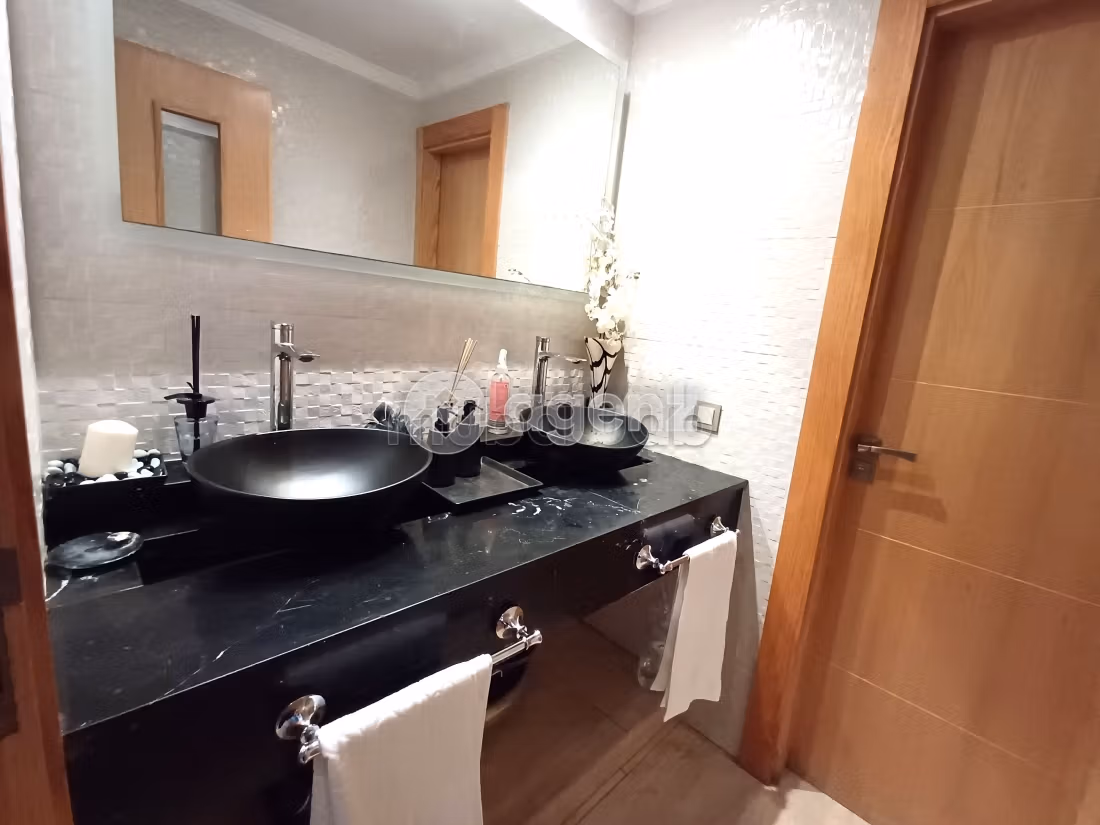 Appartement 186 m² à Bourgogne Ouest — 8