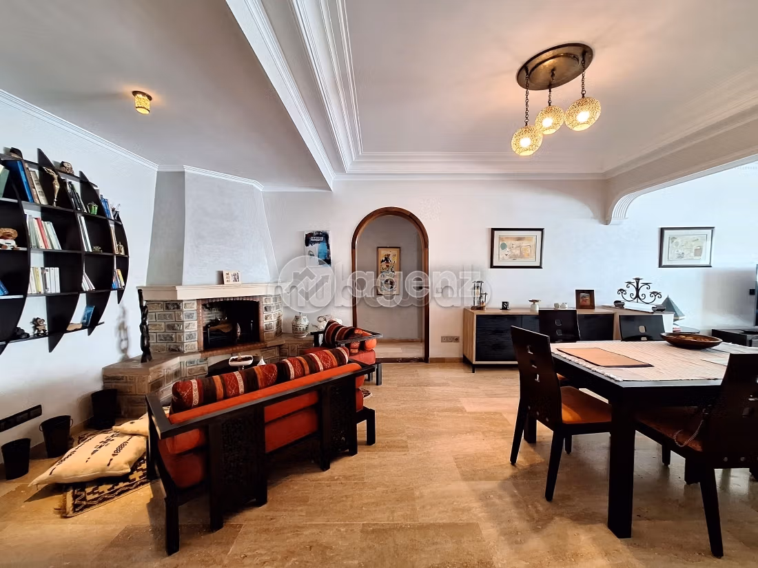 Appartamento da acquistare a Val Fleury. Superficie 129 m². Posto auto e ascensore