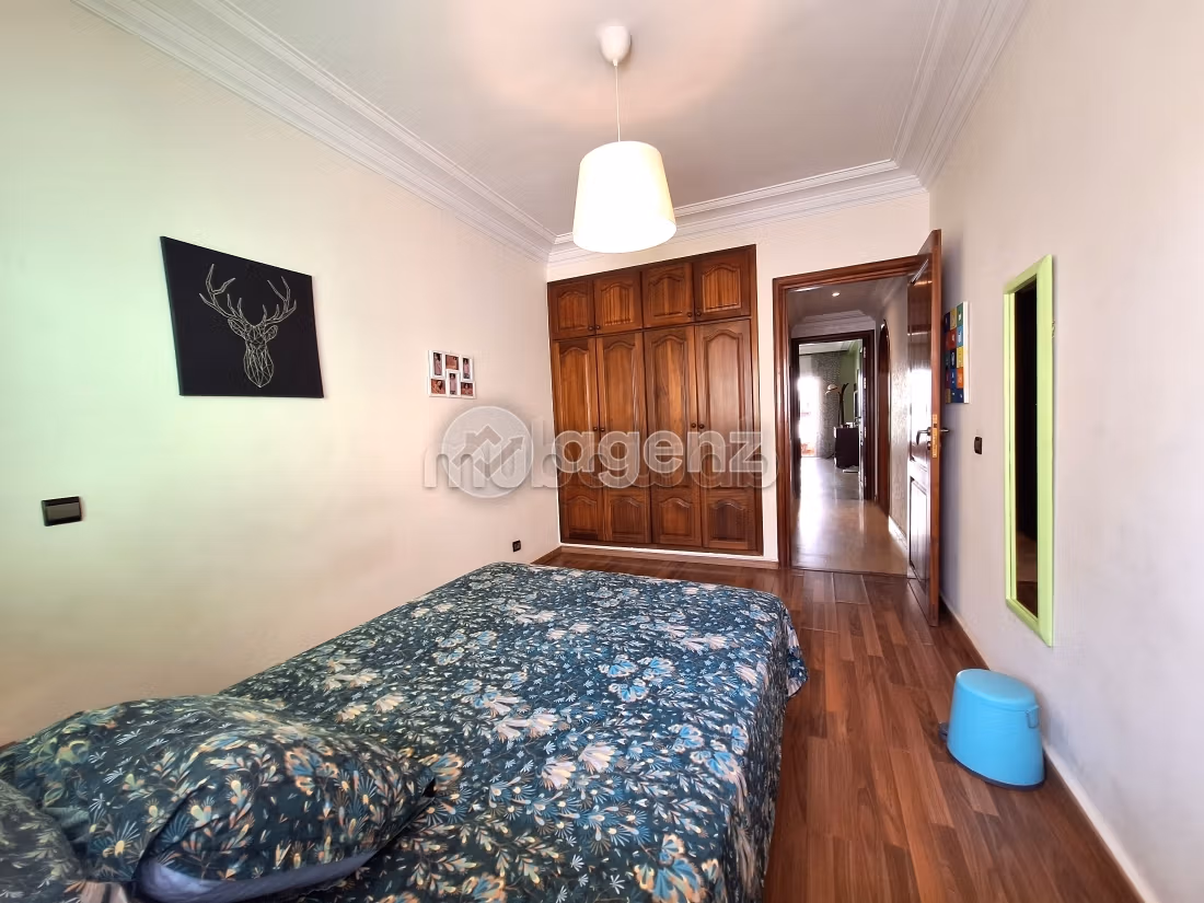 Appartamento da acquistare a Val Fleury. Superficie 129 m². Posto auto e ascensore