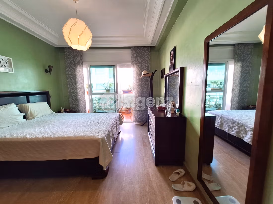 Appartamento da acquistare a Val Fleury. Superficie 129 m². Posto auto e ascensore