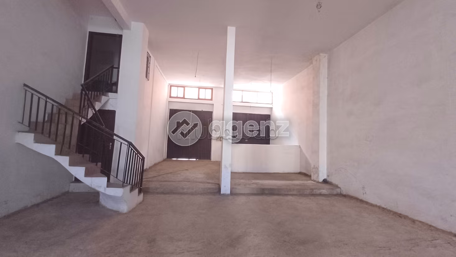 Offices & shops for sale in Sidi Maarouf. Dimension 518 m²