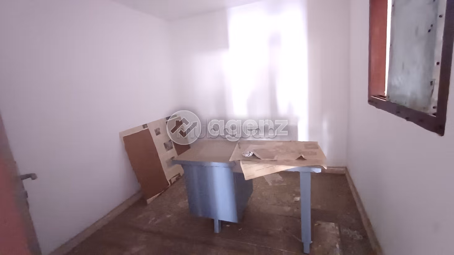 Offices & shops for sale in Sidi Maarouf. Dimension 518 m²