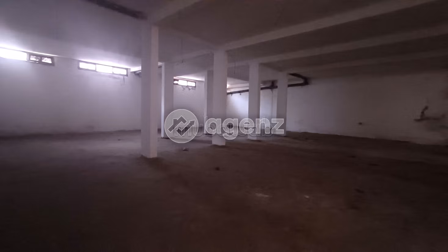 Offices & shops for sale in Sidi Maarouf. Dimension 518 m²