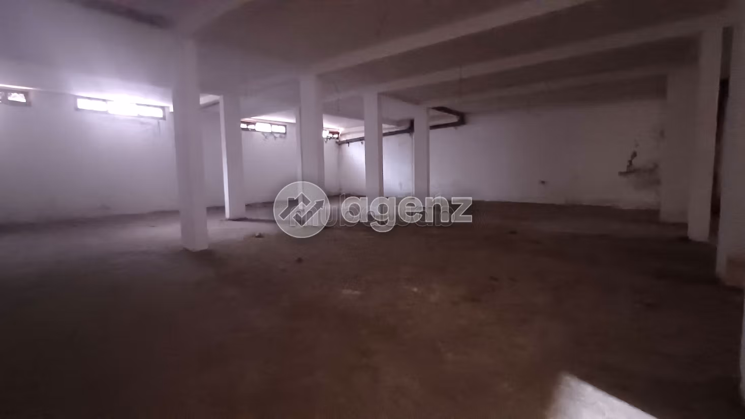 Offices & shops for sale in Sidi Maarouf. Dimension 518 m²