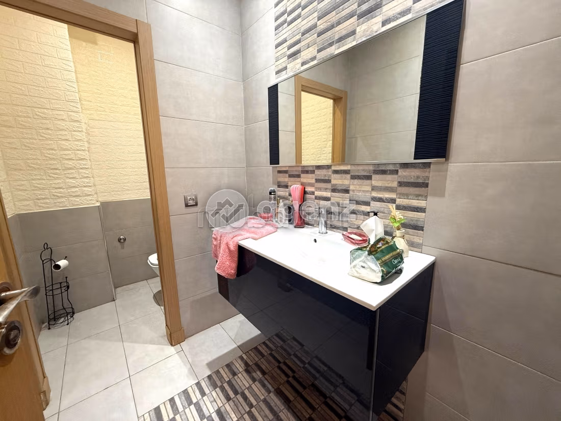 Magnificent villa for rent. 3 rooms. New furniture