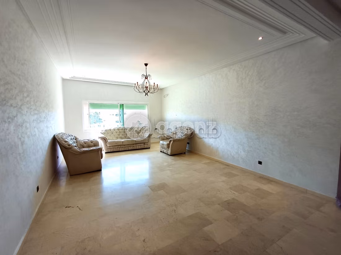 Appartement 143 m² f Route Immouzer — 2