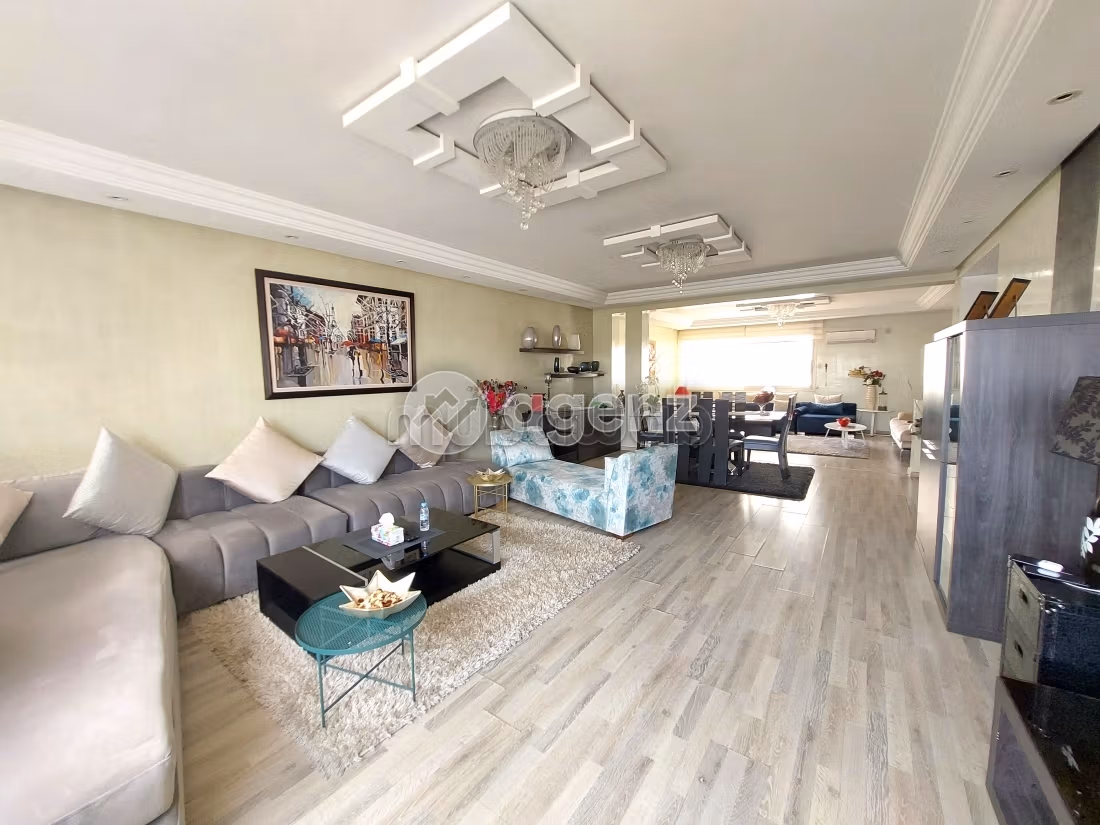 Duplex à vendre 210 m², 3 chambres Gauthier Casablanca