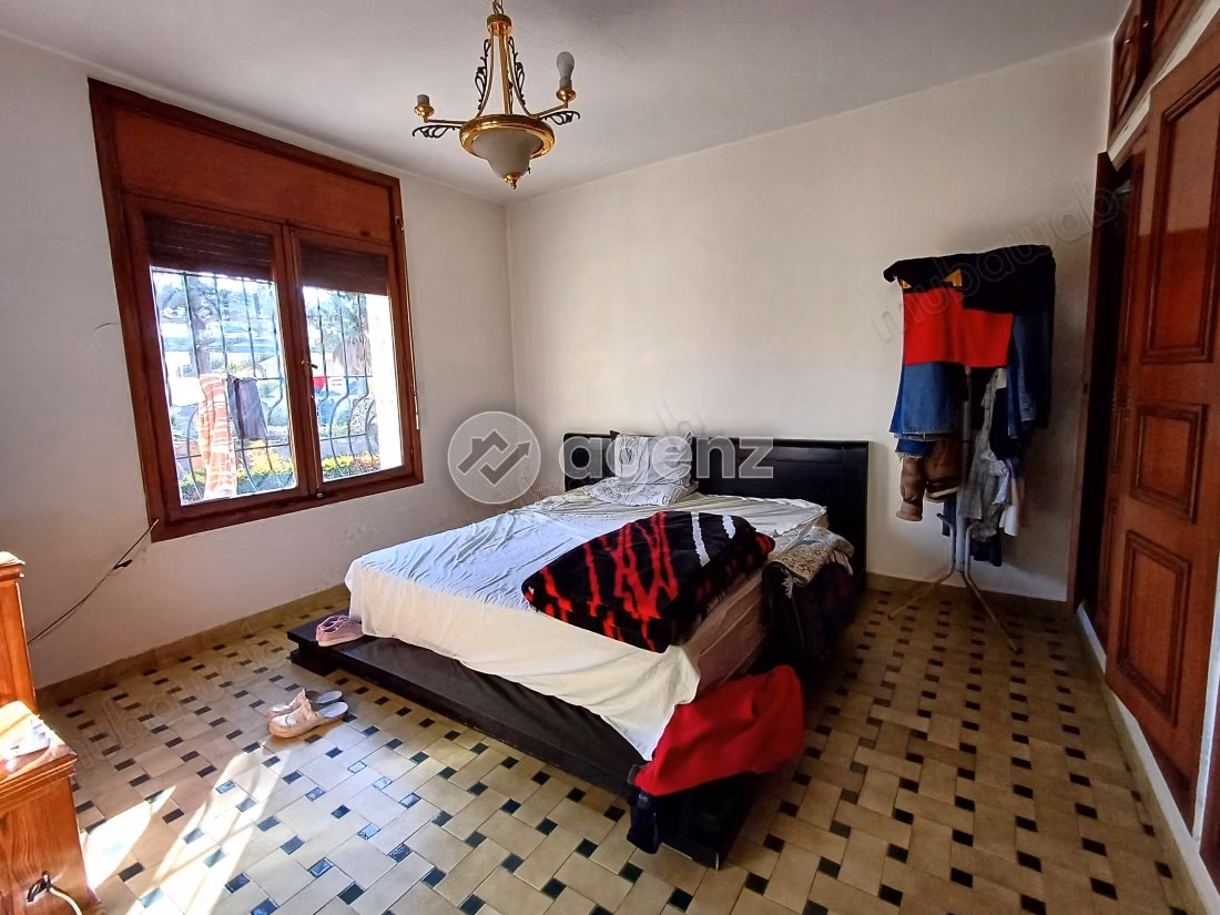 Villa's en luxe woningen te koop in Californie. 5 Kamers. Gemeubileerd