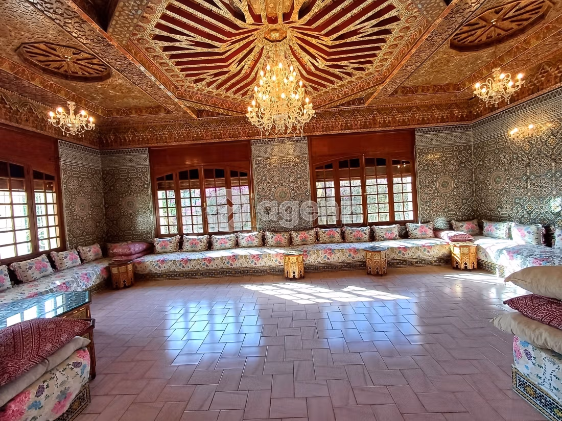 Villa à vendre 1 490 m², 5 chambres Californie Casablanca
