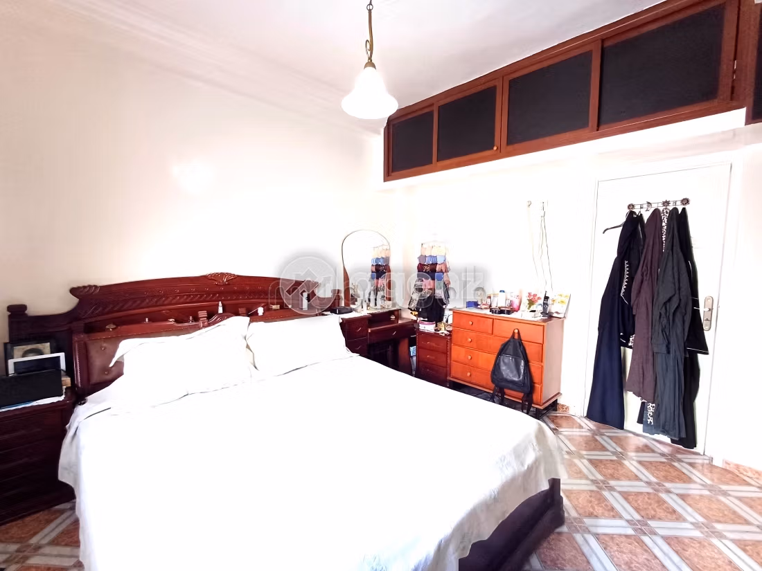 Piso en venta en Beausite. Superficie 132 m². Con muebles