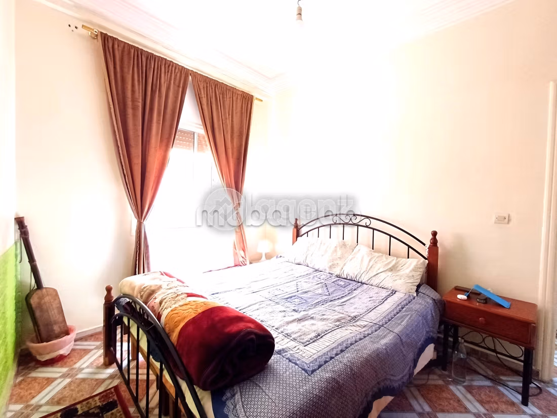Piso en venta en Beausite. Superficie 132 m². Con muebles
