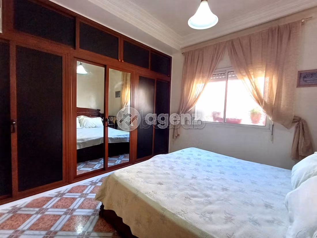 Piso en venta en Beausite. Superficie 132 m². Con muebles