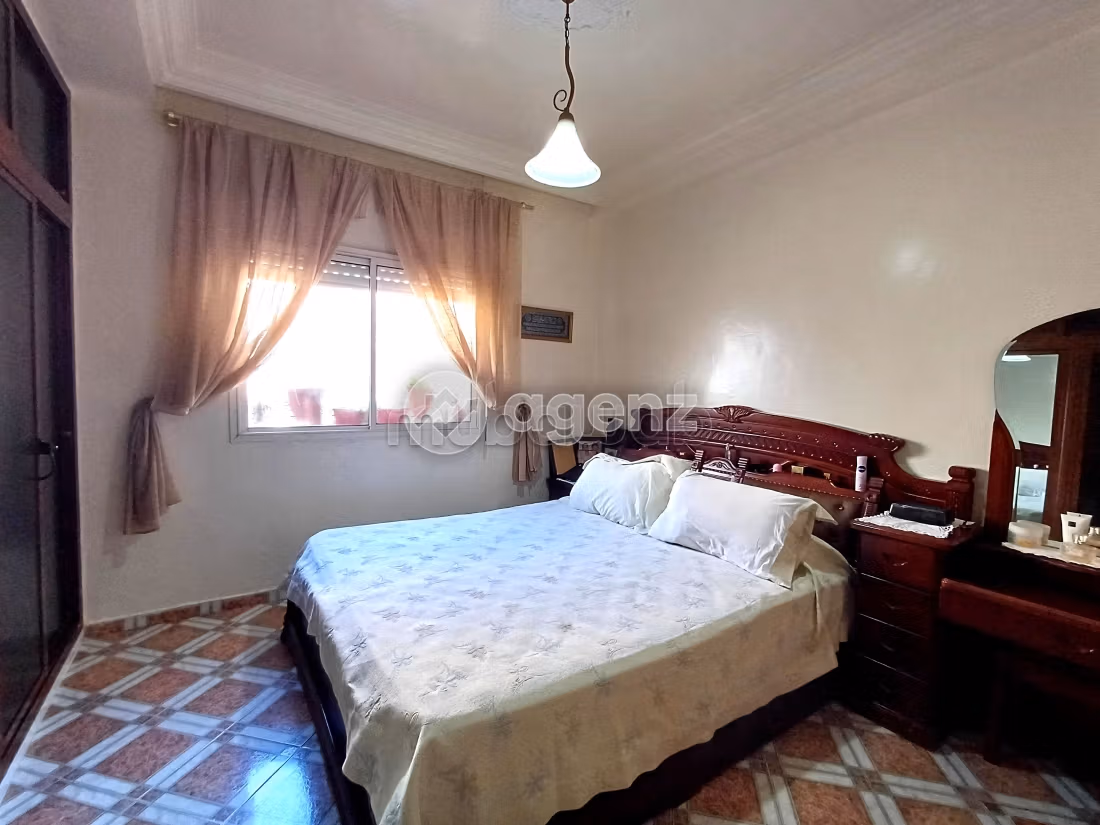 Piso en venta en Beausite. Superficie 132 m². Con muebles