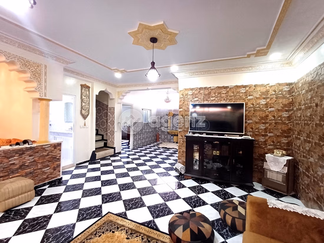 Piso en venta en Beausite. Superficie 132 m². Con muebles