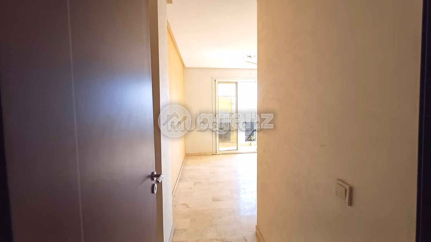 Appartamento da acquistare a Aïn Sebaâ. 3 camere da letto. Ascensore e garage