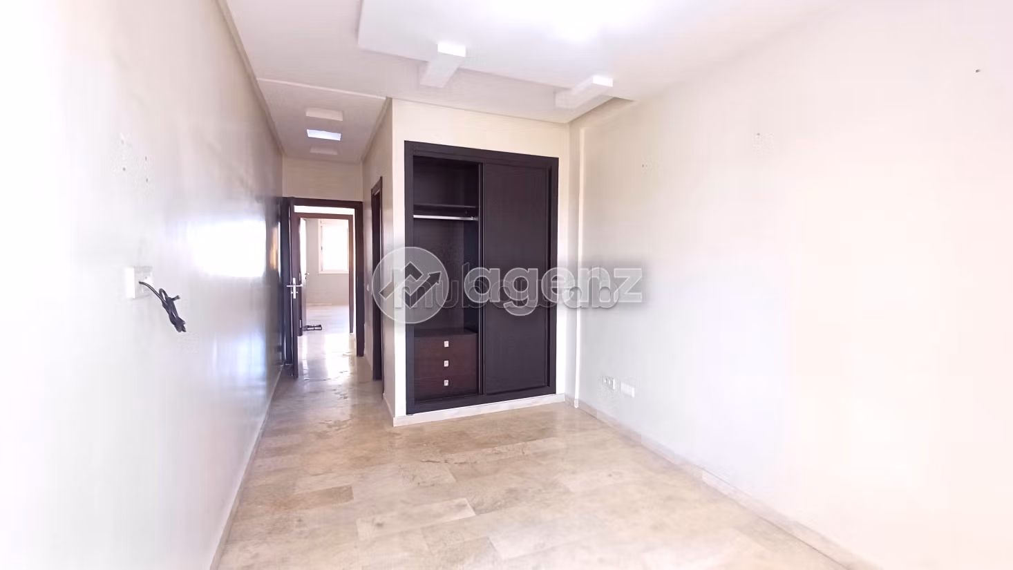 Appartamento da acquistare a Aïn Sebaâ. 3 camere da letto. Ascensore e garage