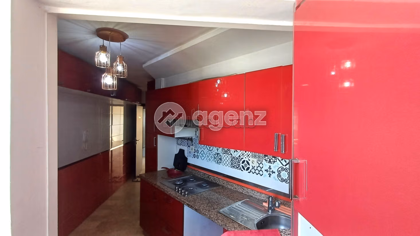Appartamento da acquistare a Aïn Sebaâ. 3 camere da letto. Ascensore e garage