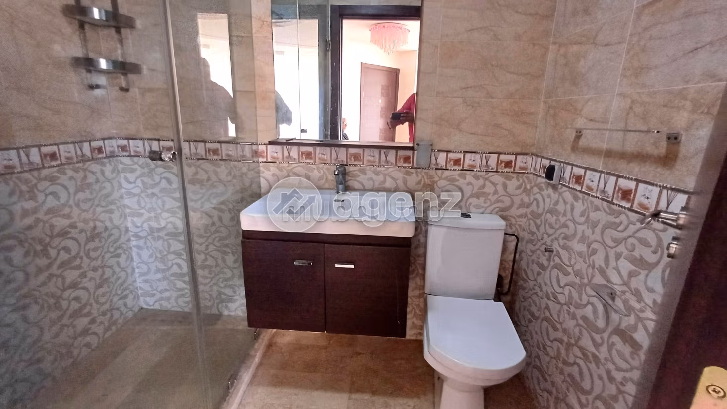 Appartamento da acquistare a Aïn Sebaâ. 3 camere da letto. Ascensore e garage