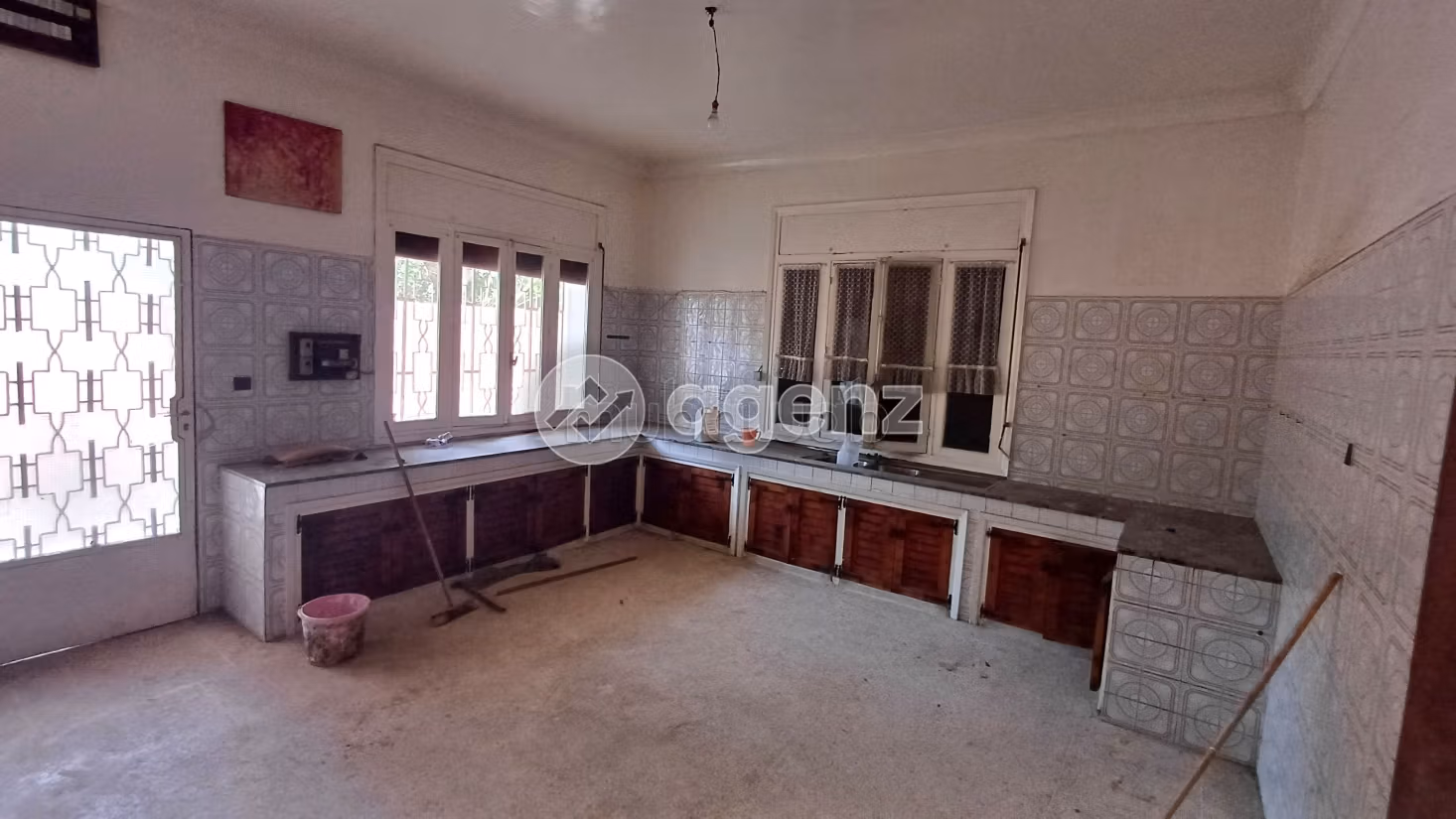Suntuosa villa en venta en Racine. 6 hermosas habitaciones. Ascensor y garaje