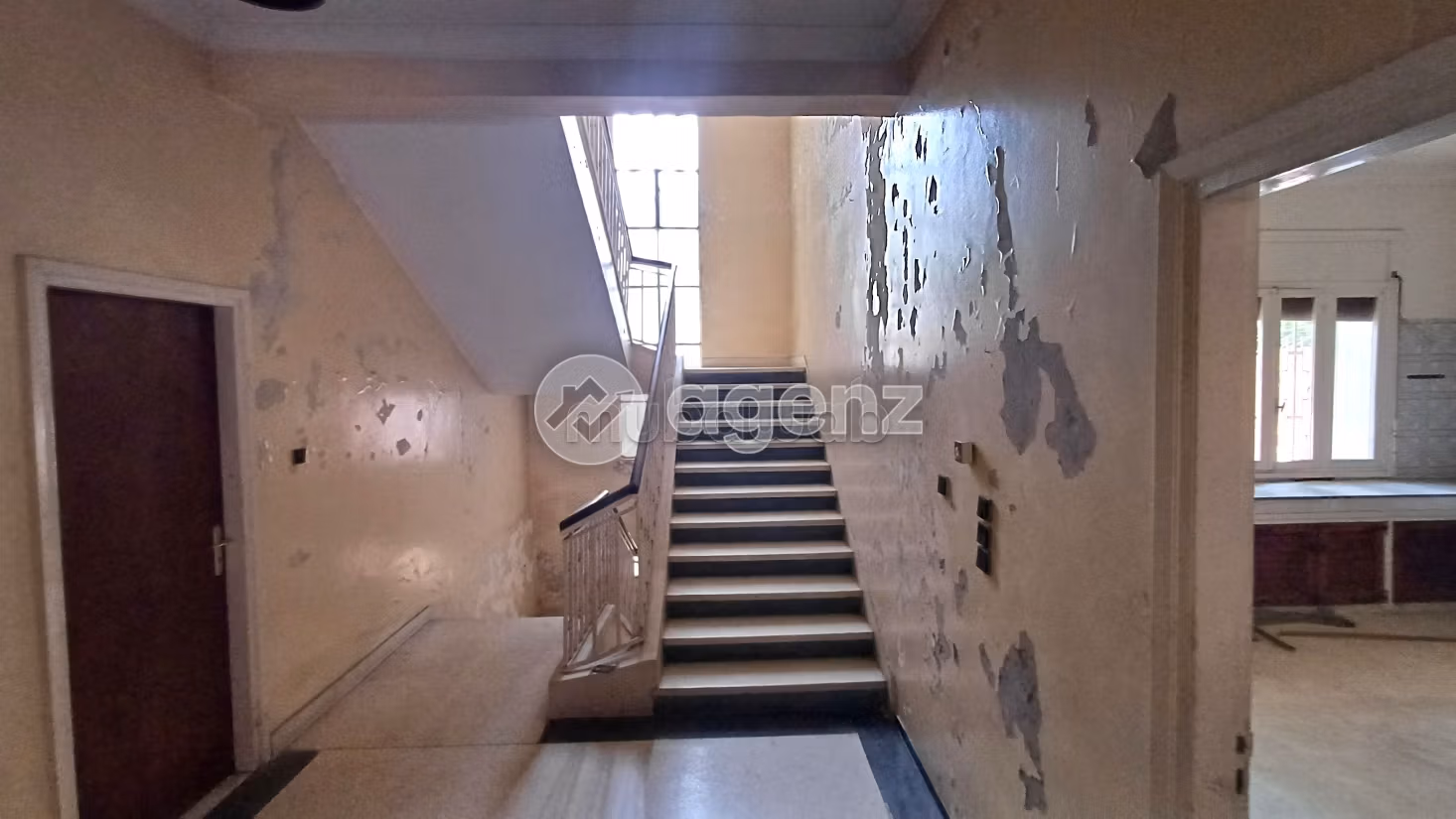 Suntuosa villa en venta en Racine. 6 hermosas habitaciones. Ascensor y garaje