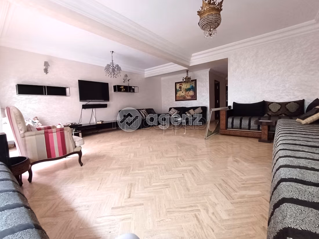 Appartement à vendre 157 m², 3 chambres Triangle d'Or Casablanca — 2