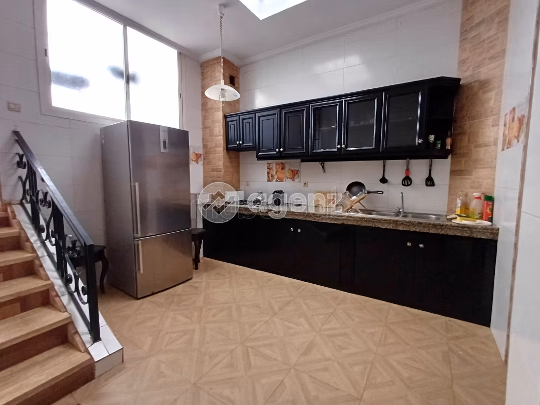 Appartement 157 m² à Triangle d'Or — 12