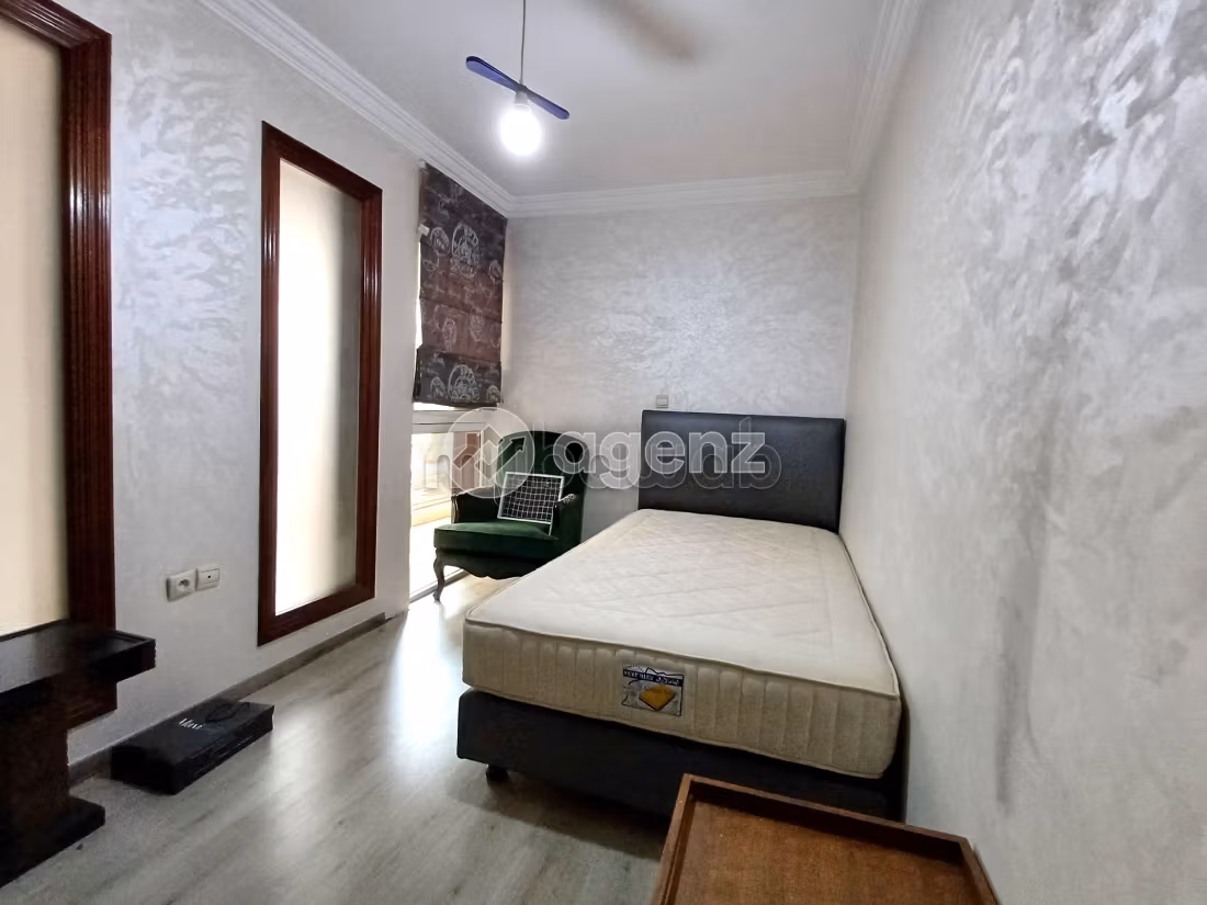 Appartement 157 m² à Triangle d'Or — 9